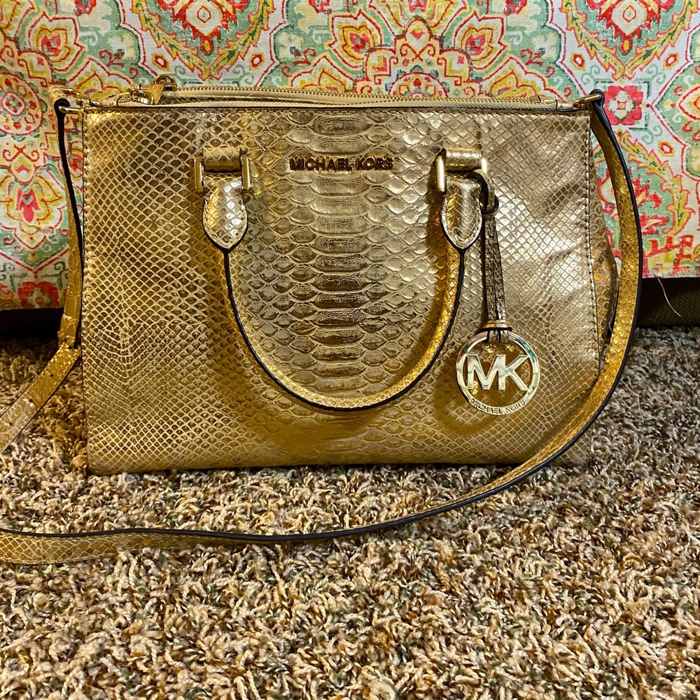 Michael Kors purse